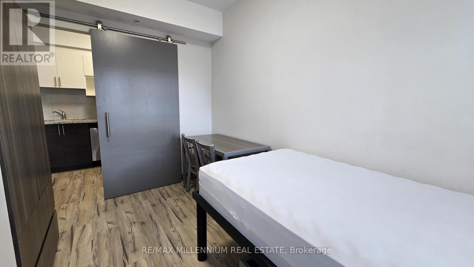 1103 - 258 Sunview Street, Waterloo, Ontario N2L 3V9 - Photo 18 - X12526938