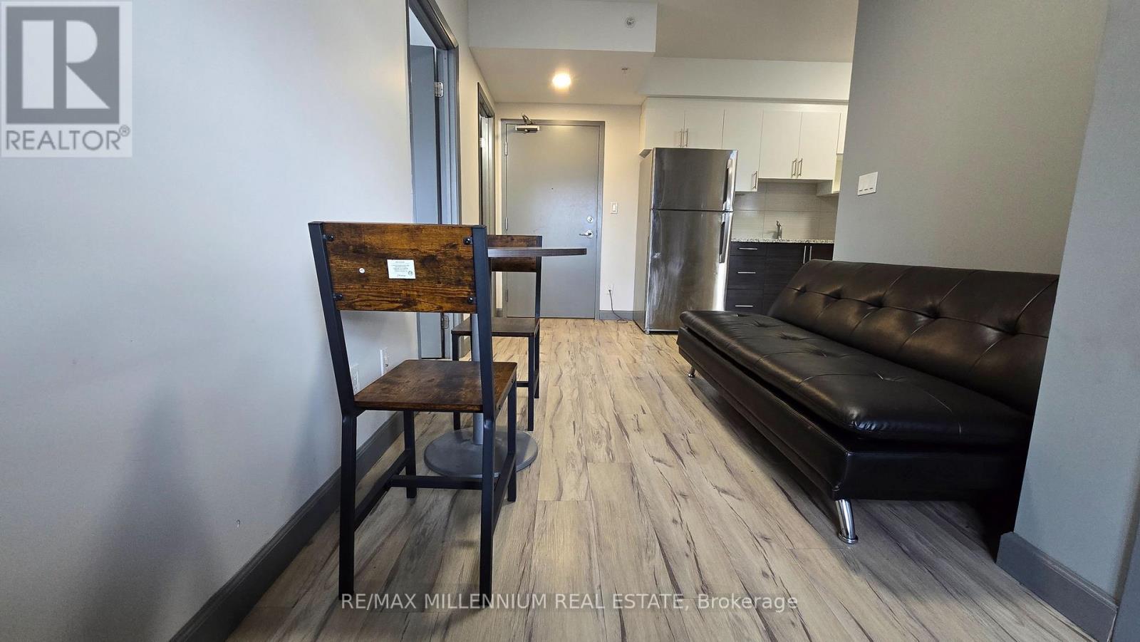 1103 - 258 Sunview Street, Waterloo, Ontario N2L 3V9 - Photo 2 - X12526938