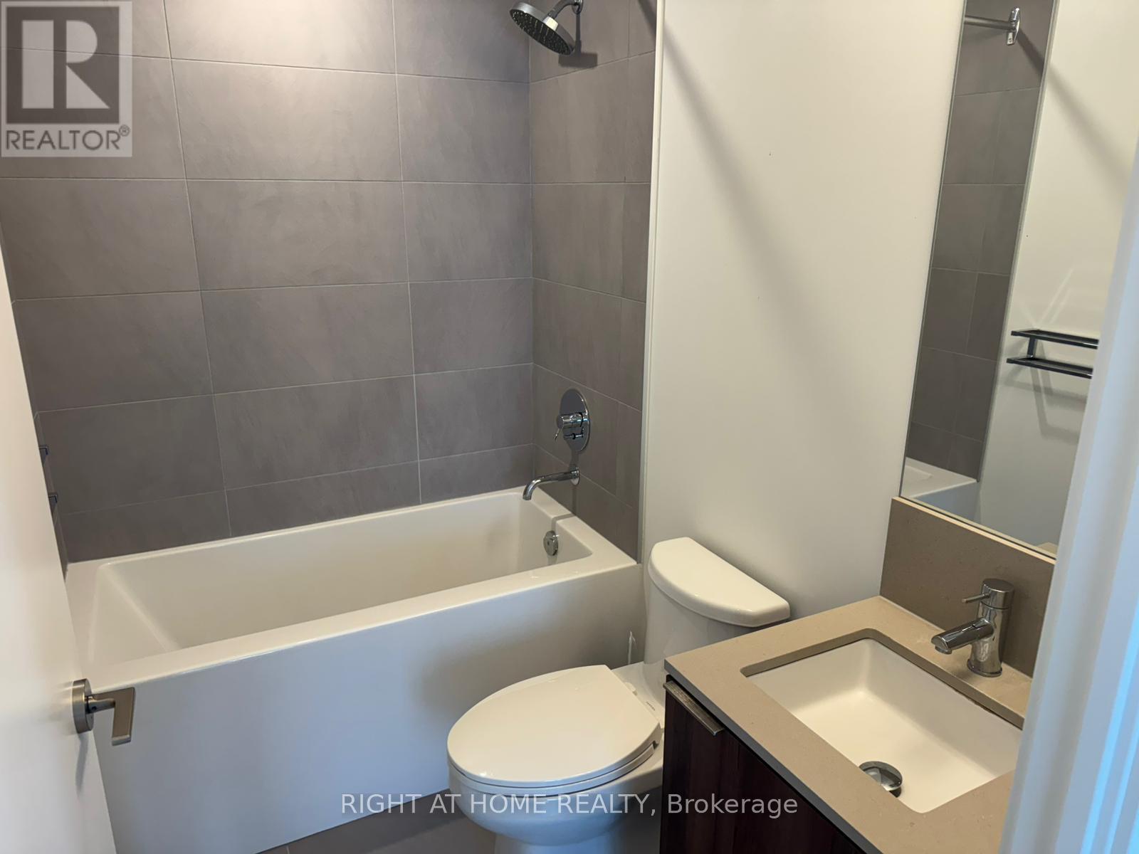 4209 - 7890 Jane Street, Vaughan, Ontario  L4K 0K9 - Photo 14 - N12526026