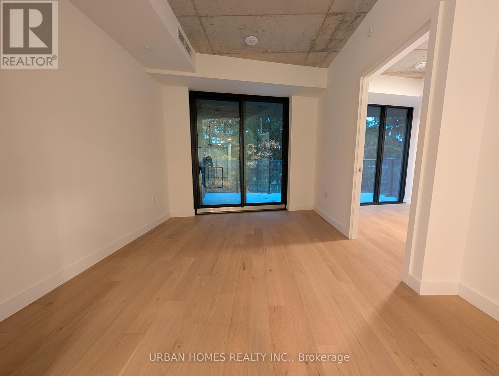 413 - 1720 Bayview Avenue, Toronto, Ontario  M4G 3C4 - Photo 8 - C12526968