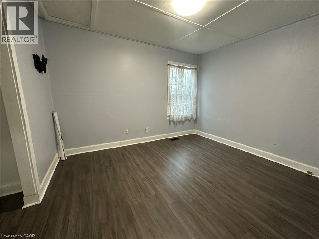 21 Stapleton Avenue, Hamilton, Ontario  L8H 3N4 - Photo 3 - 40786919