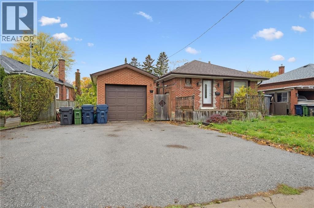 22 Compton Drive, Scarborough, Ontario  M1R 4A6 - Photo 2 - 40786843