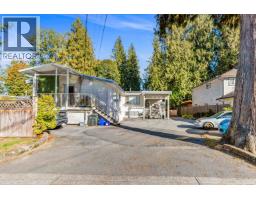<div class="price">$1,898,000</div> 11732 11730 Bonson Road, Pitt Meadows<br><div style="margin-bottom:8px;"><small>RE/MAX Lifestyles Realty</small></div><div class='bed_bath'>6 Bed | 5 Bath</div>