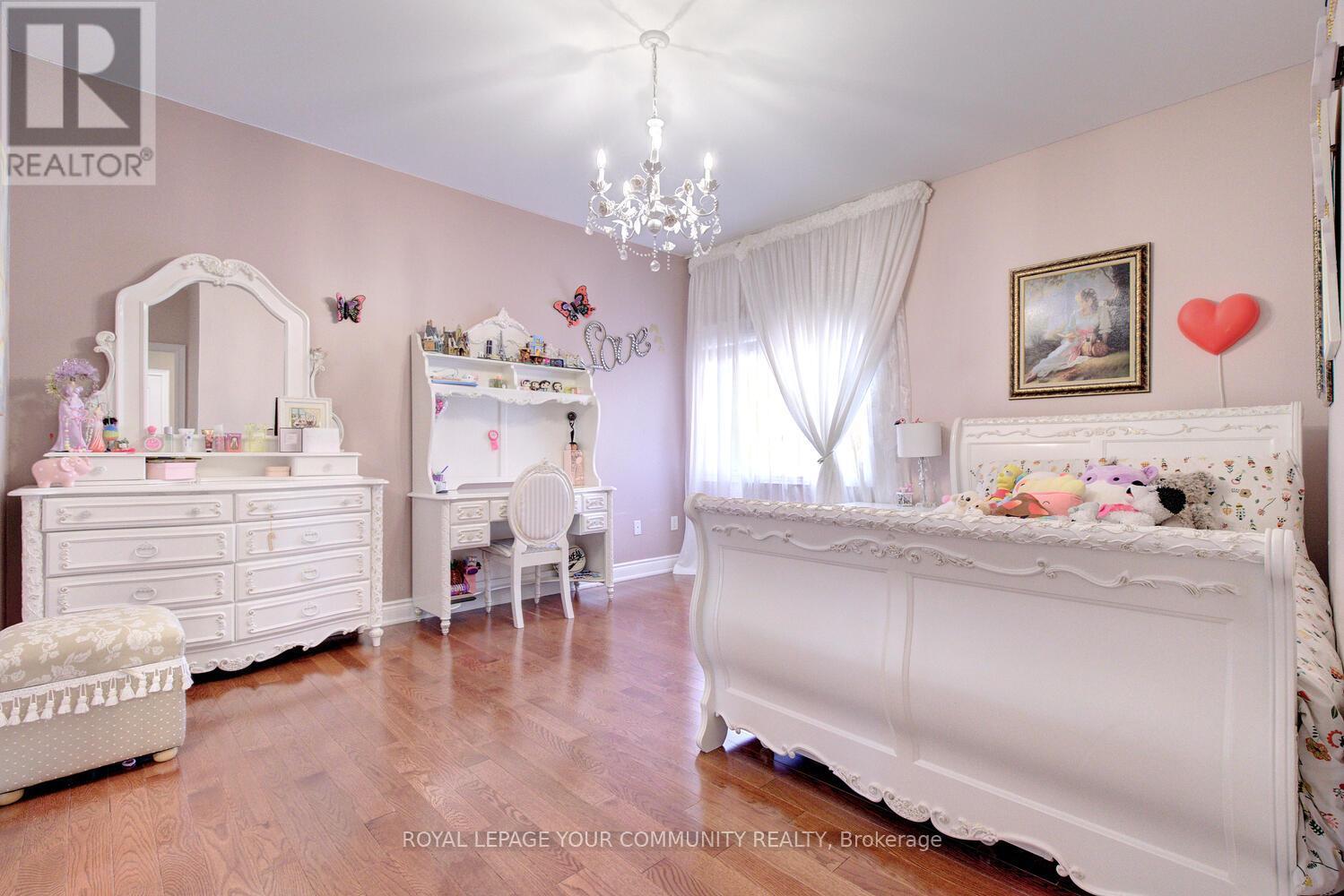 58 Michael Fisher Avenue, Vaughan, Ontario  L6A 0K9 - Photo 33 - N12526970