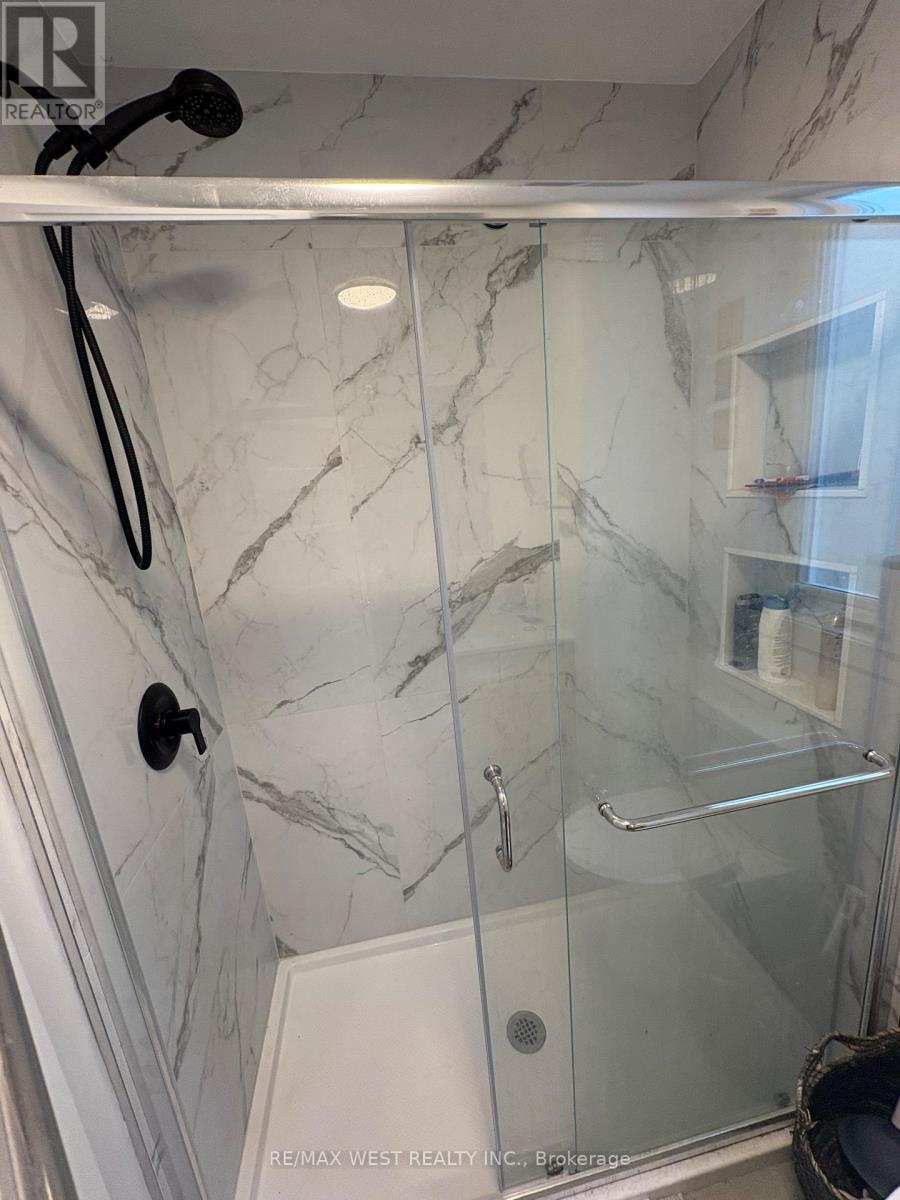 2n - 328 High Park Avenue, Toronto, Ontario  M6P 2S7 - Photo 10 - W12526972