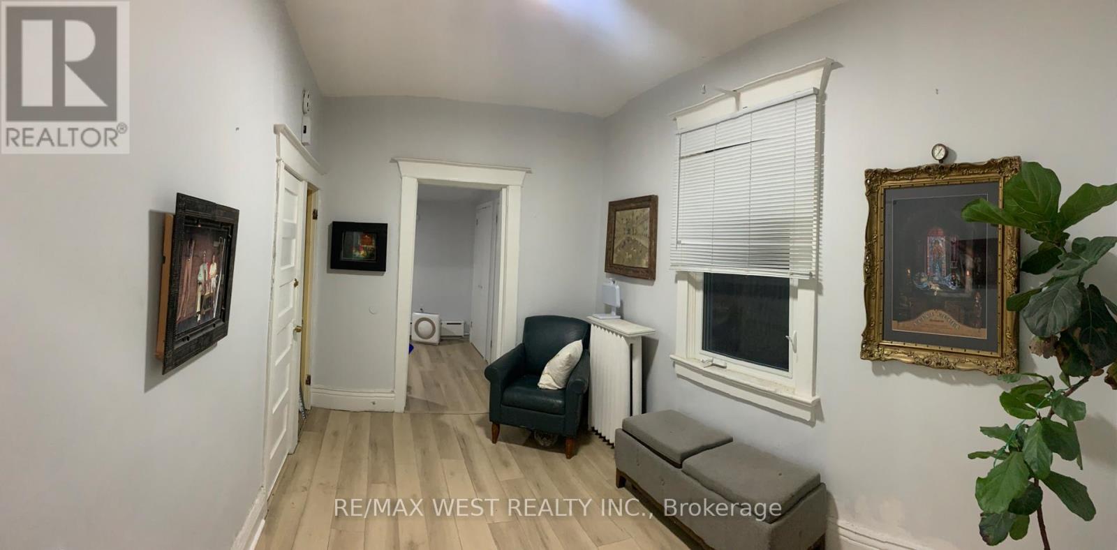 2n - 328 High Park Avenue, Toronto, Ontario  M6P 2S7 - Photo 6 - W12526972