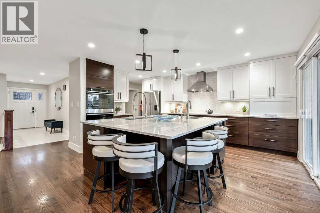 147 Oakside Place Sw, Calgary, Alberta  T2V 4R1 - Photo 12 - A2269066