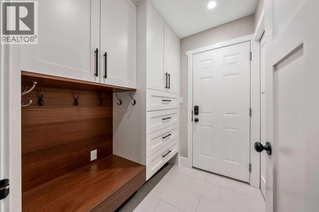 147 Oakside Place Sw, Calgary, Alberta  T2V 4R1 - Photo 25 - A2269066