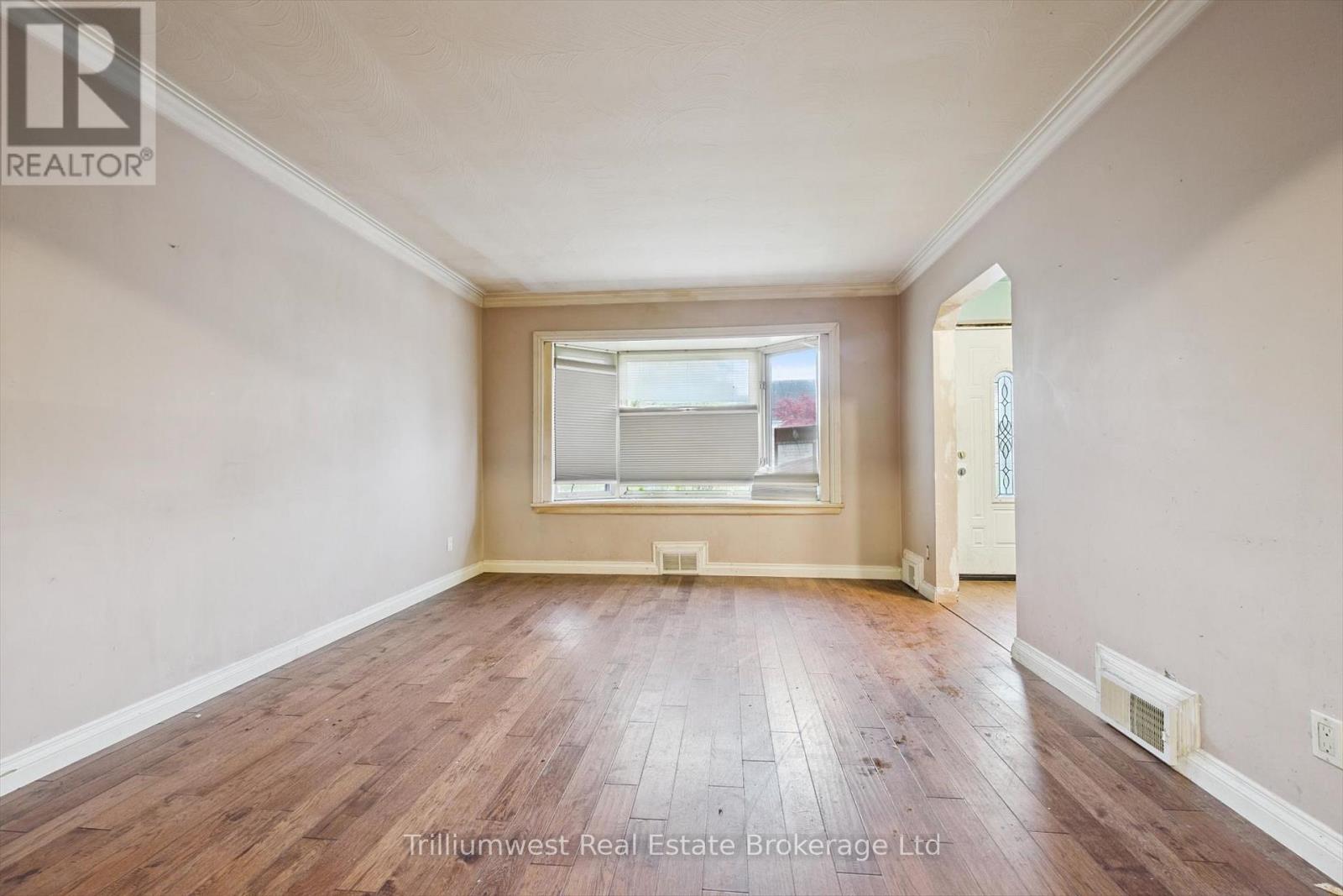 22 Compton Drive, Toronto, Ontario M1R 4A6 - Photo 9 - E12527022