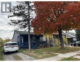 21 STAPLETON Avenue, Hamilton, Ontario