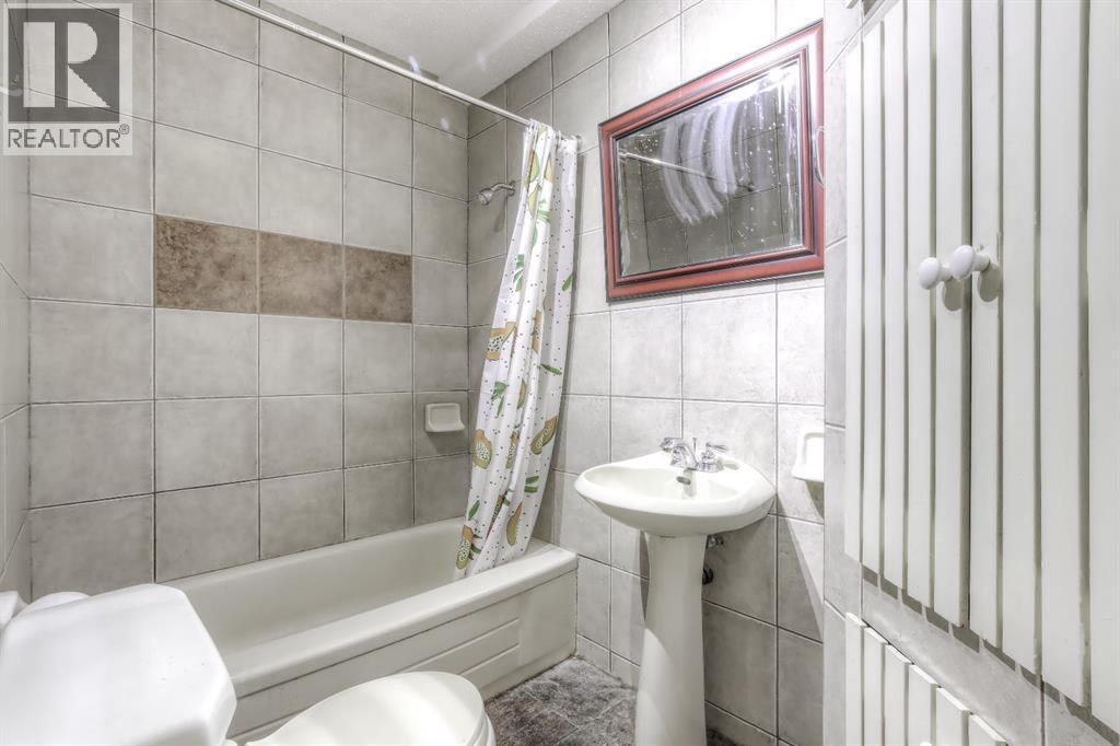 133 Hidden Spring Circle Nw, Calgary, Alberta  T3A 5H4 - Photo 22 - A2264534