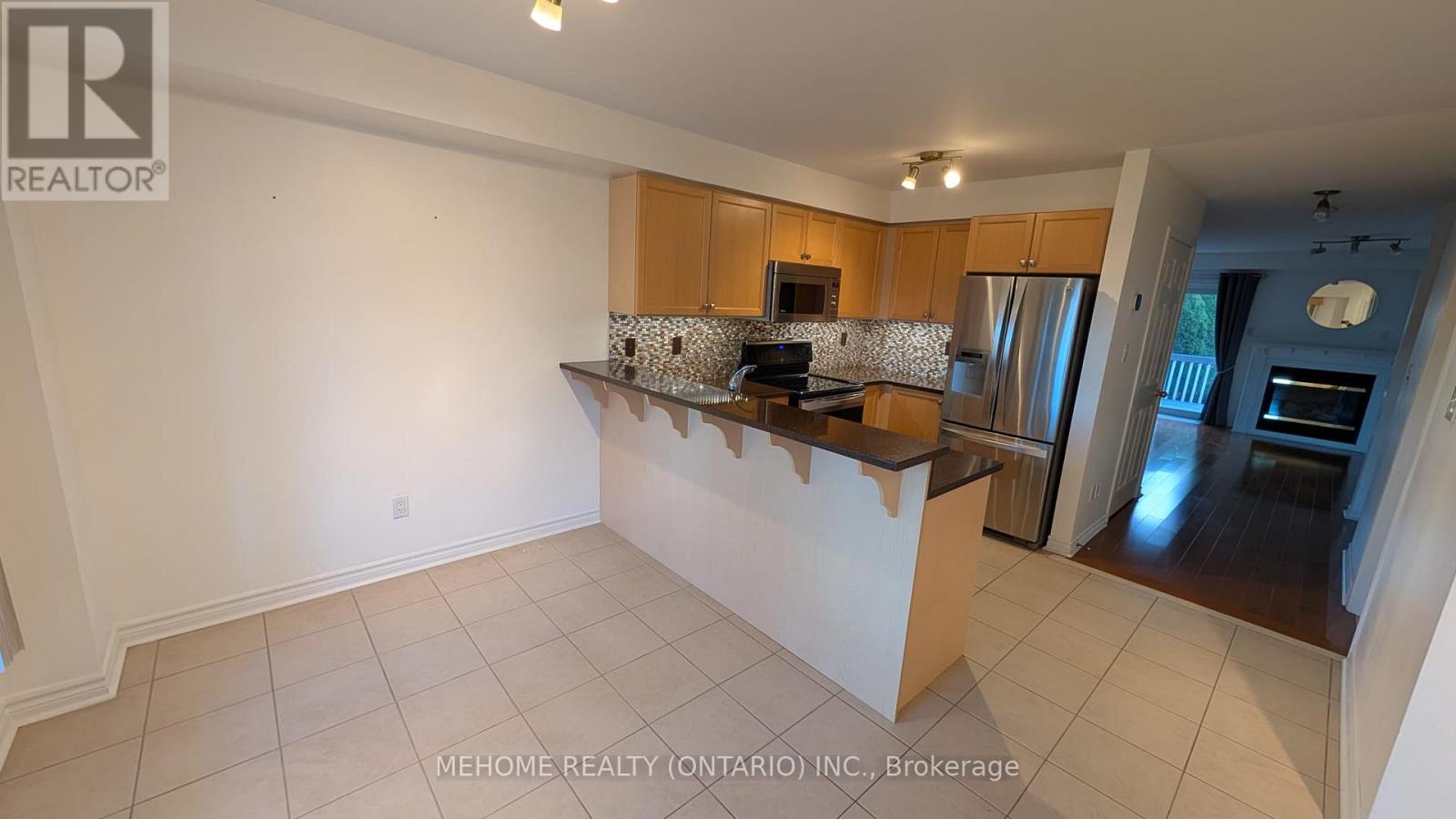 1505 Avonmore Square, Pickering, Ontario  L1V 7H2 - Photo 5 - E12526990