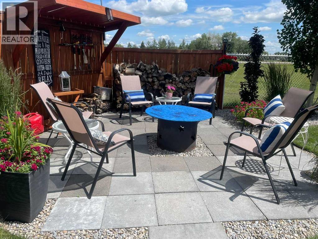 835 Beckner Crescent, Carstairs, Alberta  T0M 0N0 - Photo 32 - A2264611