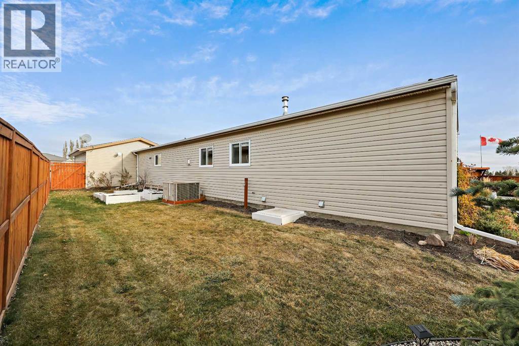 835 Beckner Crescent, Carstairs, Alberta  T0M 0N0 - Photo 41 - A2264611