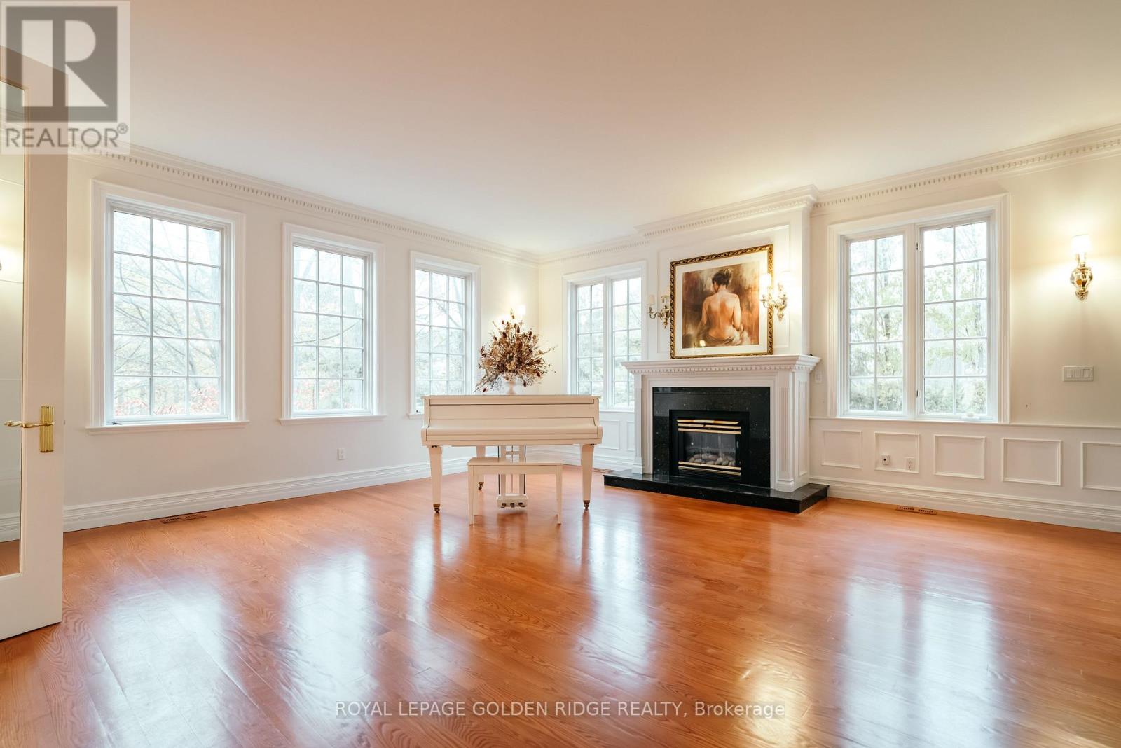 12 Forestview Trail, Whitchurch-Stouffville, Ontario  L4A 2L4 - Photo 5 - N12526992