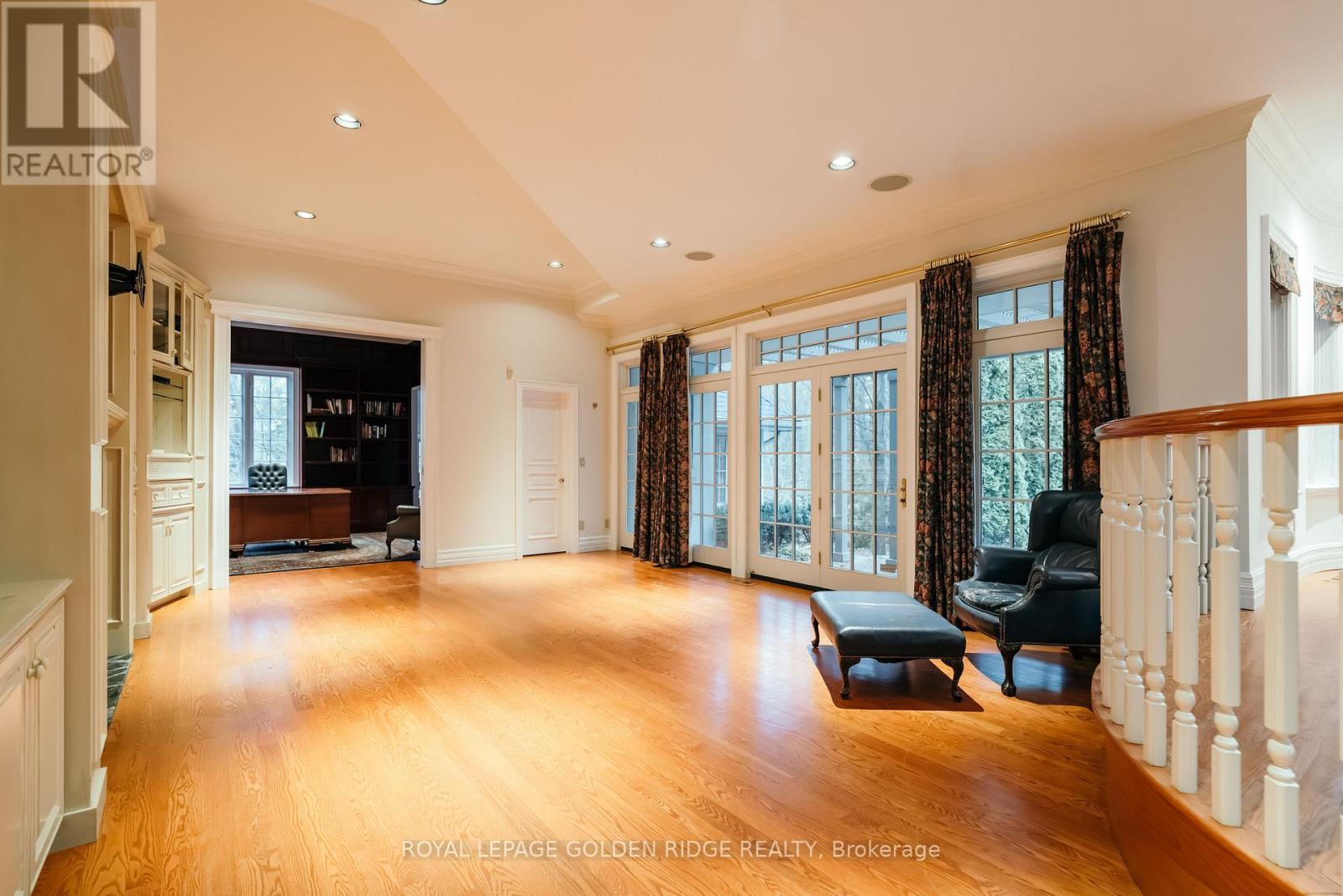 12 Forestview Trail, Whitchurch-Stouffville, Ontario  L4A 2L4 - Photo 8 - N12526992