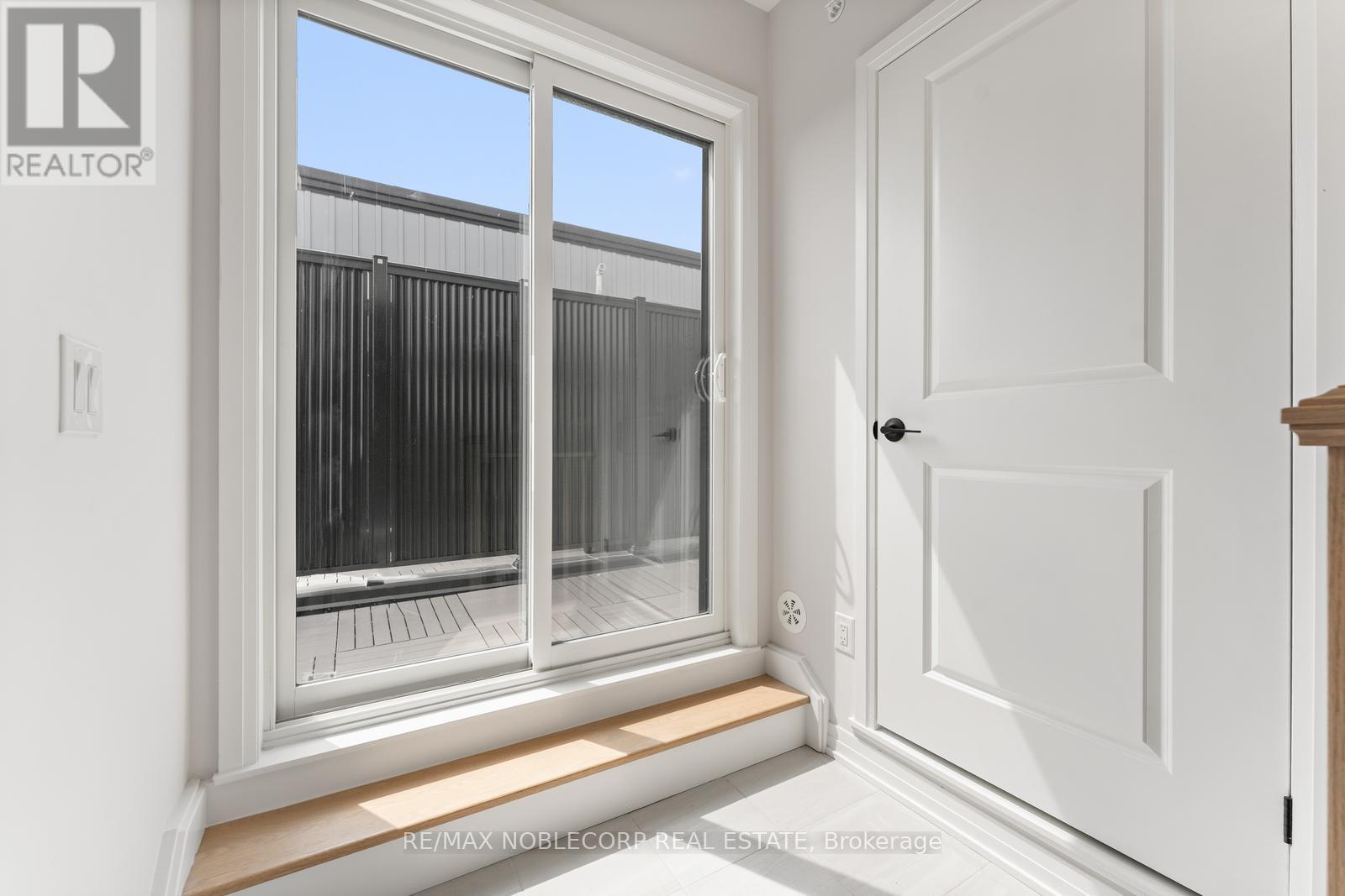 5 - 40 Baynes Way, Bradford West Gwillimbury, Ontario L3Z 4M4 - Photo 34 - N12527000