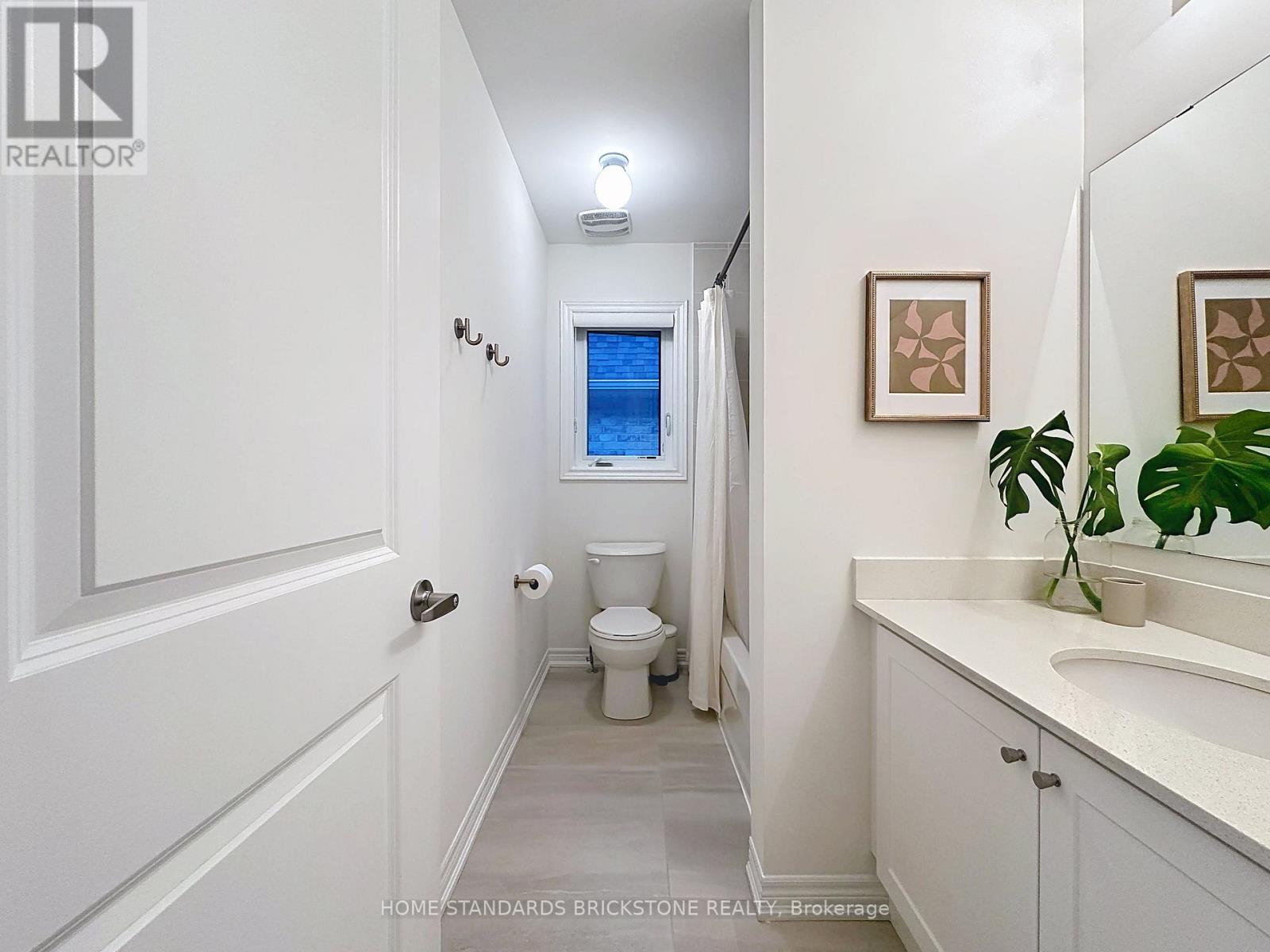 1295 Davis Loop, Innisfil, Ontario  L0L 1W0 - Photo 22 - N12527012