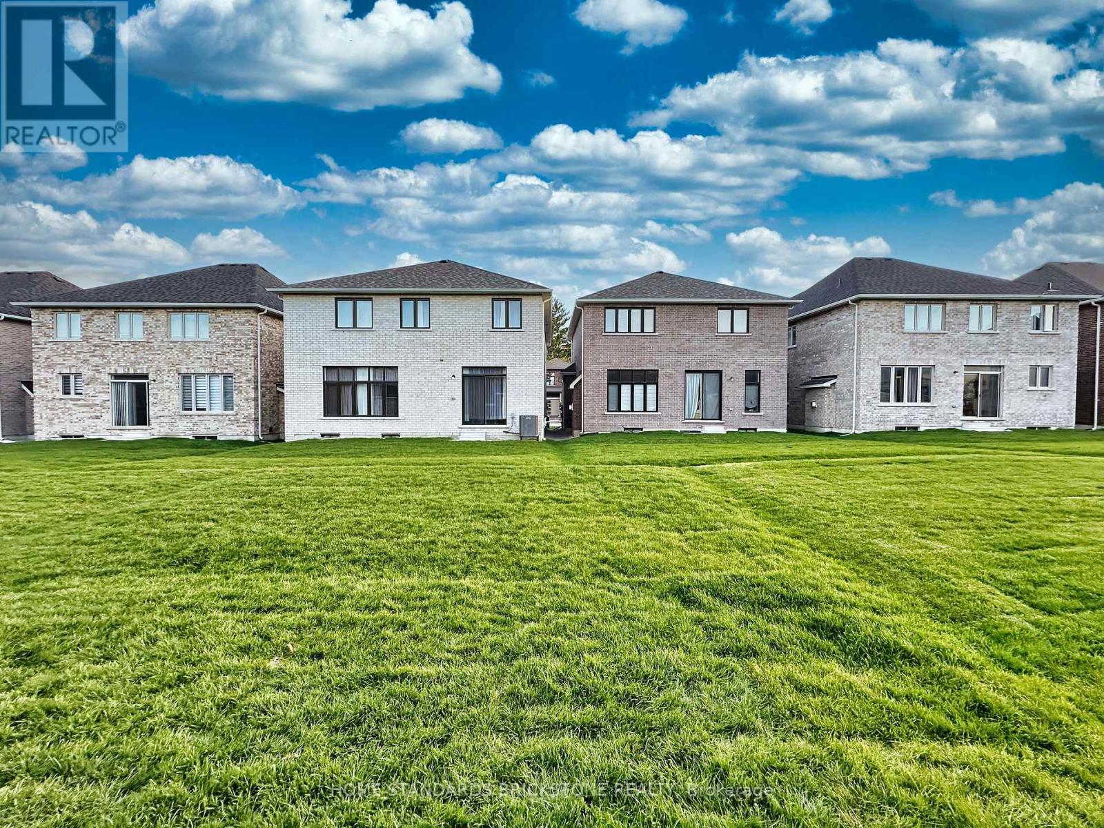 1295 Davis Loop, Innisfil, Ontario  L0L 1W0 - Photo 23 - N12527012