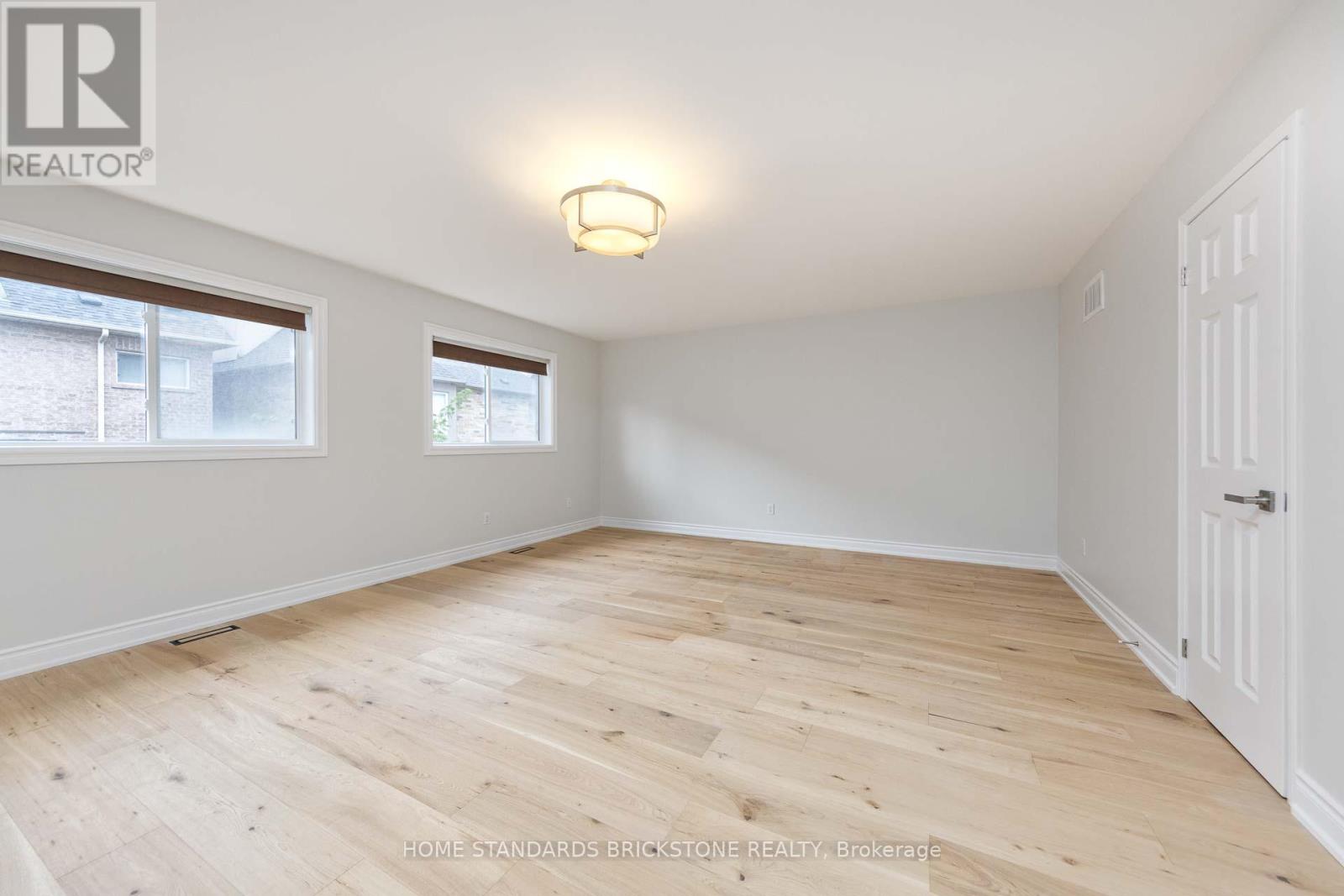 76 Leameadow Road, Vaughan, Ontario  L4J 8T5 - Photo 35 - N12527020