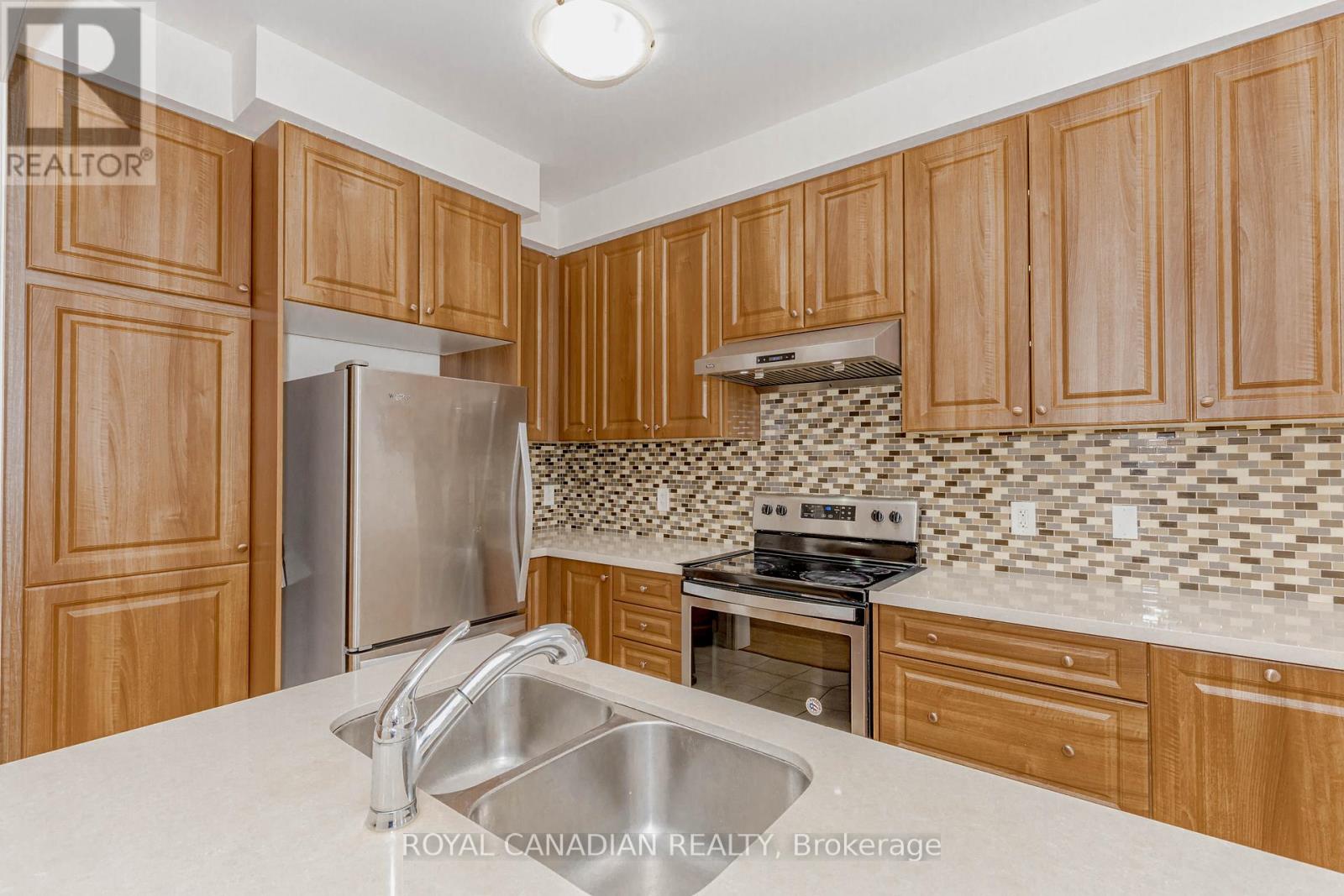 1533 Carr Landing, Milton, Ontario  L9E 1G9 - Photo 19 - W12527002