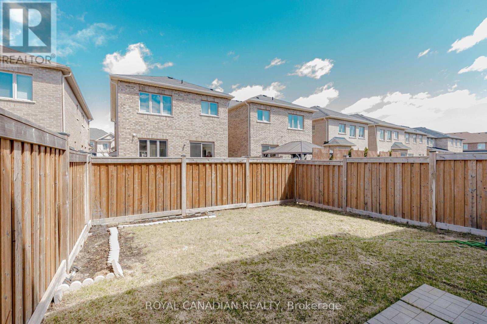 1533 Carr Landing, Milton, Ontario  L9E 1G9 - Photo 48 - W12527002
