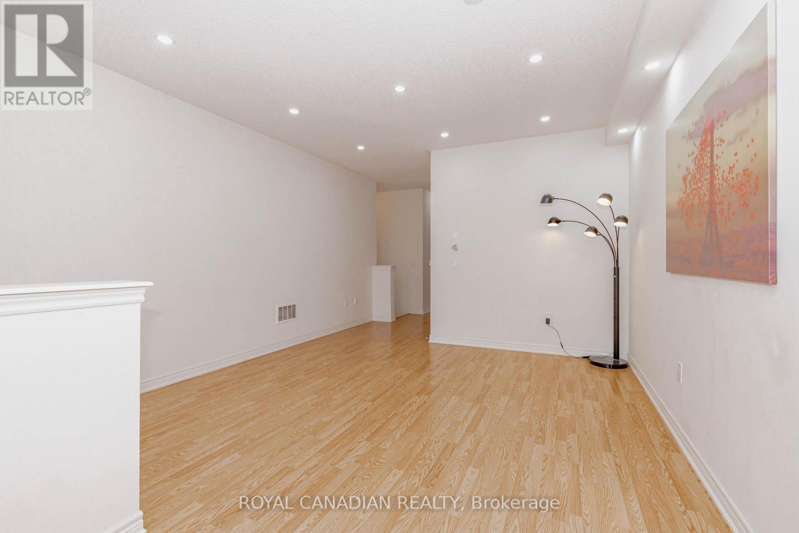 1533 Carr Landing, Milton, Ontario  L9E 1G9 - Photo 7 - W12527002