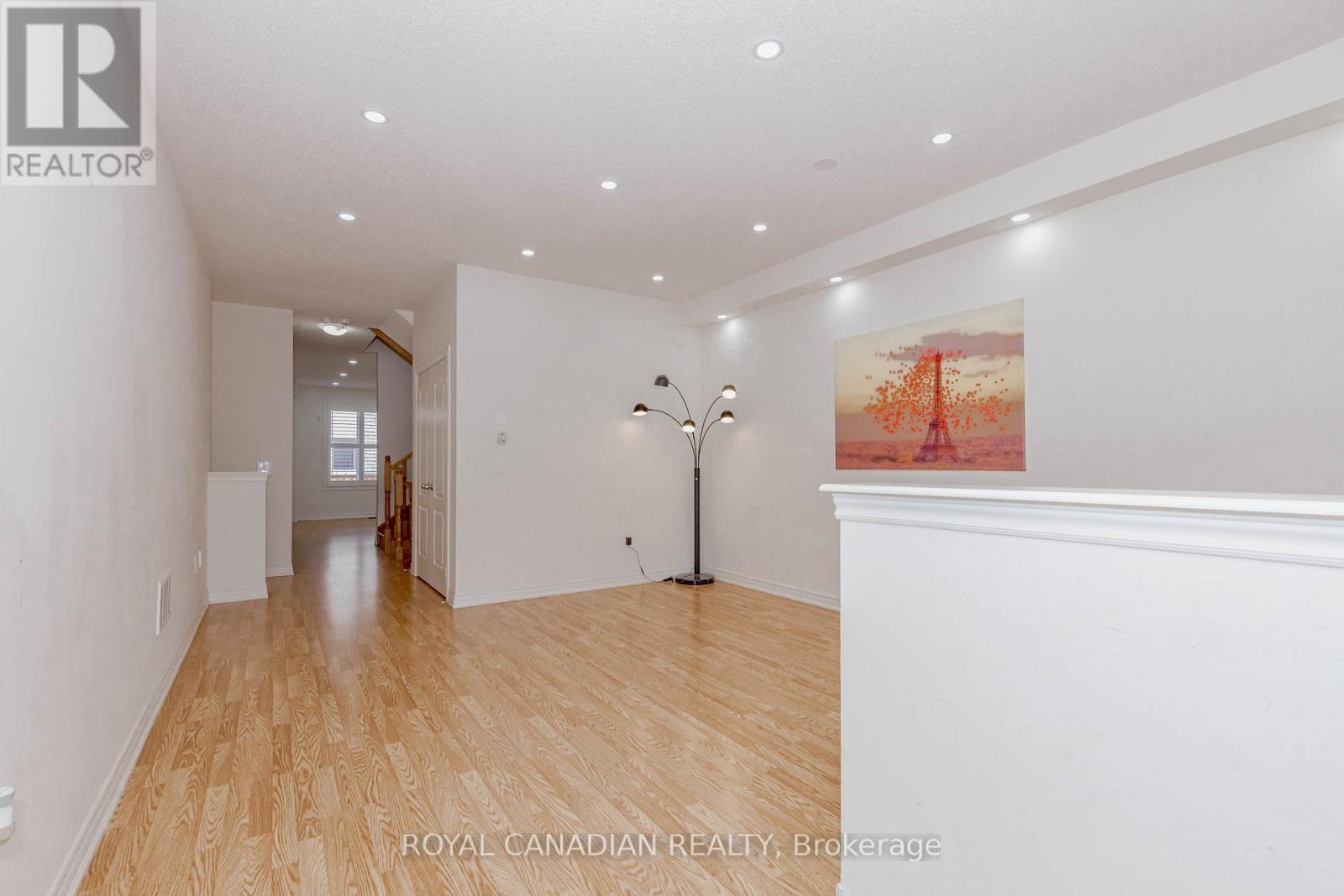 1533 Carr Landing, Milton, Ontario  L9E 1G9 - Photo 8 - W12527002