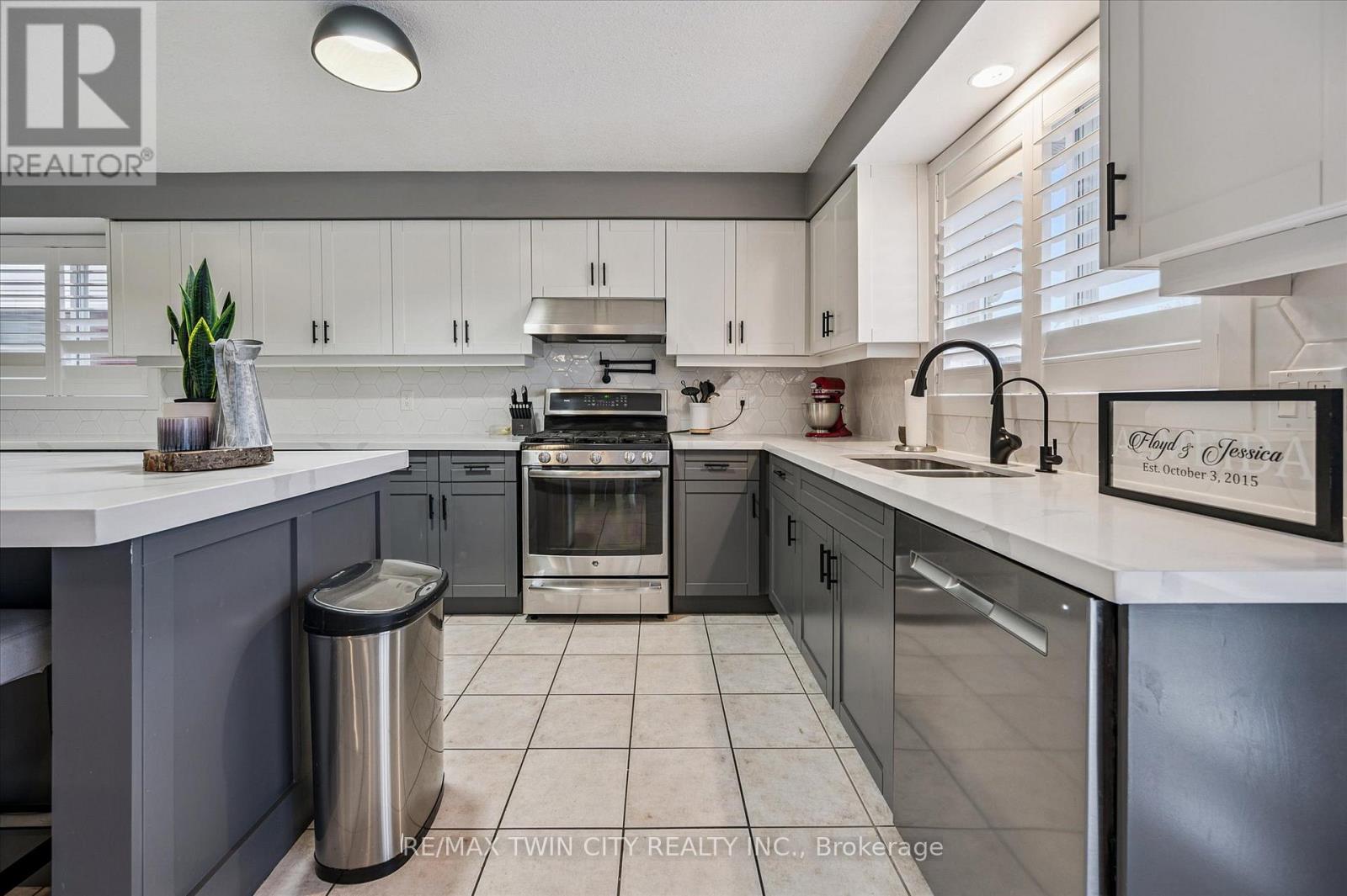 191 Green Vista Drive, Cambridge, Ontario  N1T 1Y9 - Photo 17 - X12527004