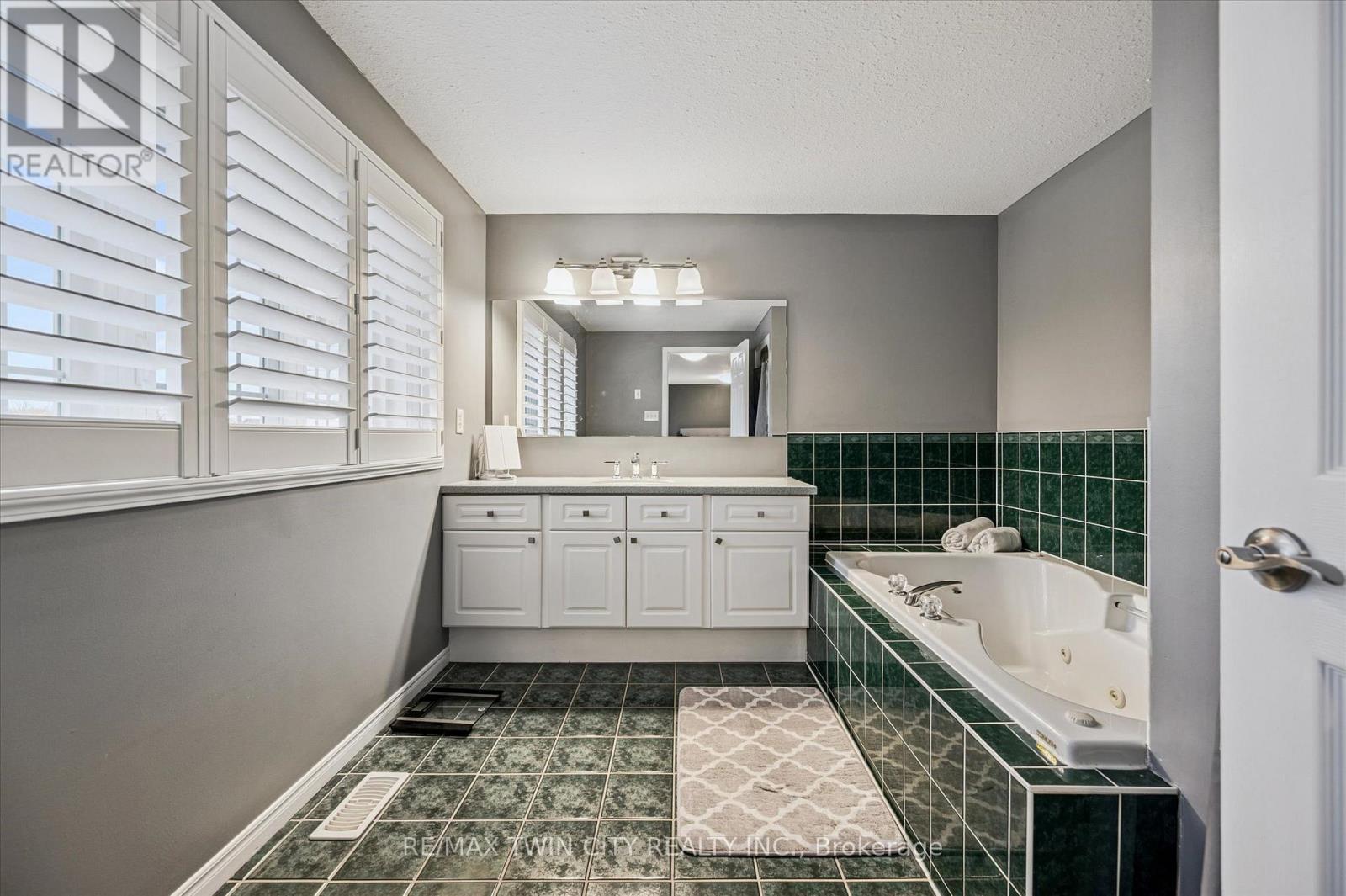 191 Green Vista Drive, Cambridge, Ontario  N1T 1Y9 - Photo 27 - X12527004