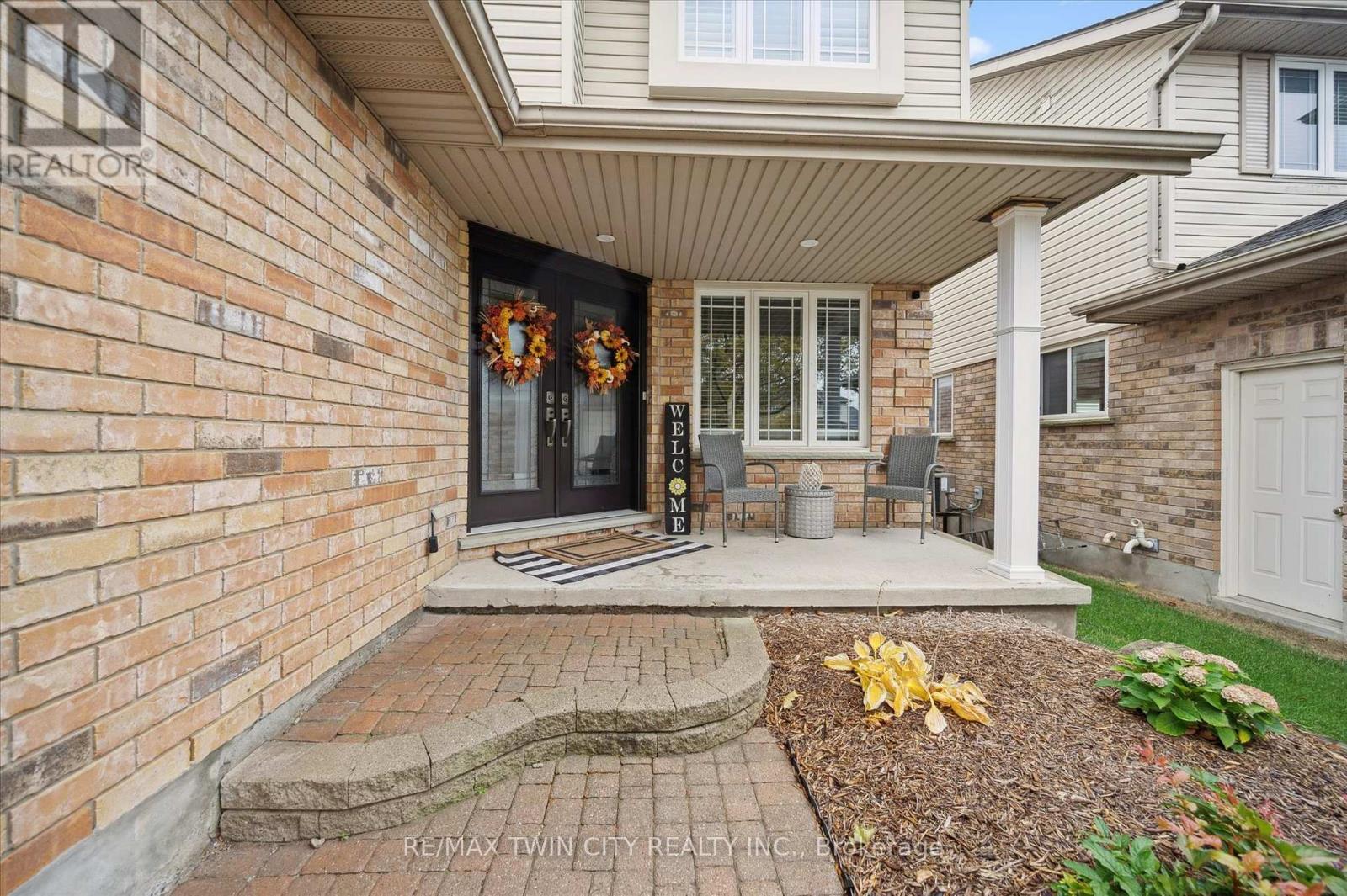 191 Green Vista Drive, Cambridge, Ontario  N1T 1Y9 - Photo 8 - X12527004