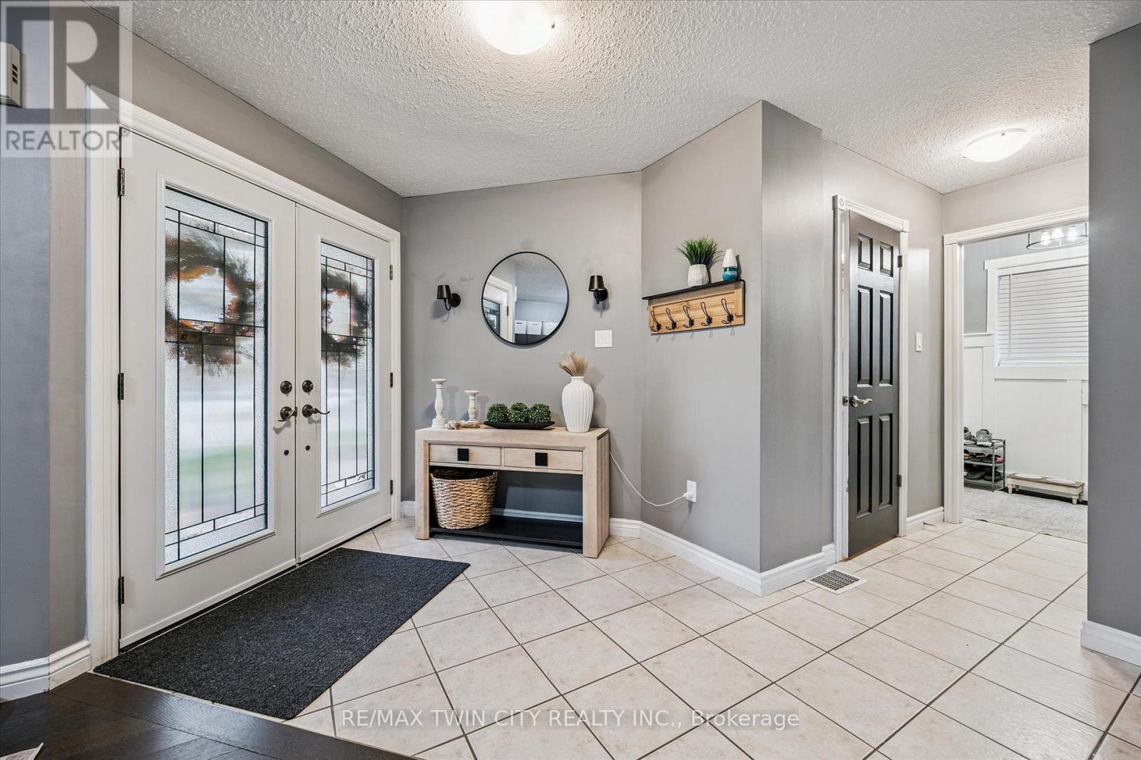 191 Green Vista Drive, Cambridge, Ontario  N1T 1Y9 - Photo 9 - X12527004