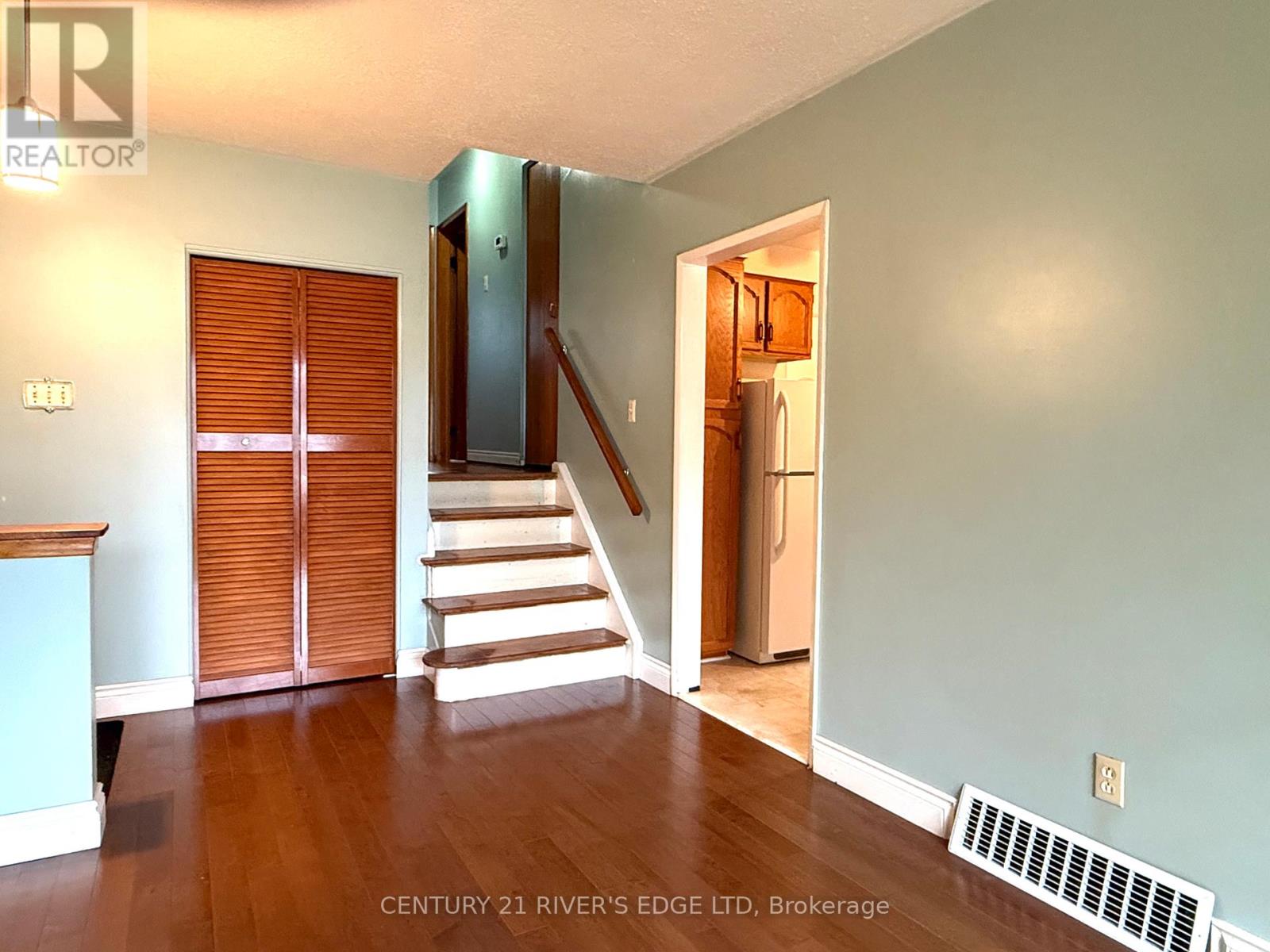 2527 Needham Crescent, Ottawa, Ontario  K1V 6K1 - Photo 16 - X12526552