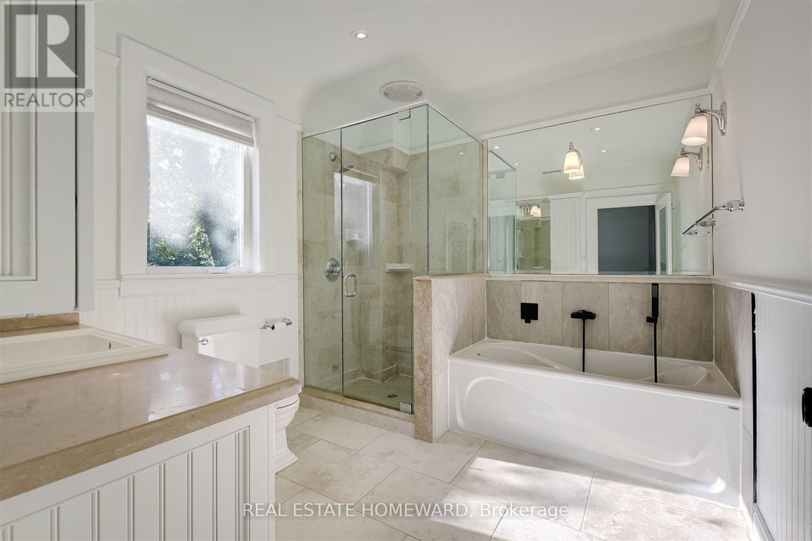 15 Pine Crescent, Toronto, Ontario  M4E 1L1 - Photo 27 - E12524798