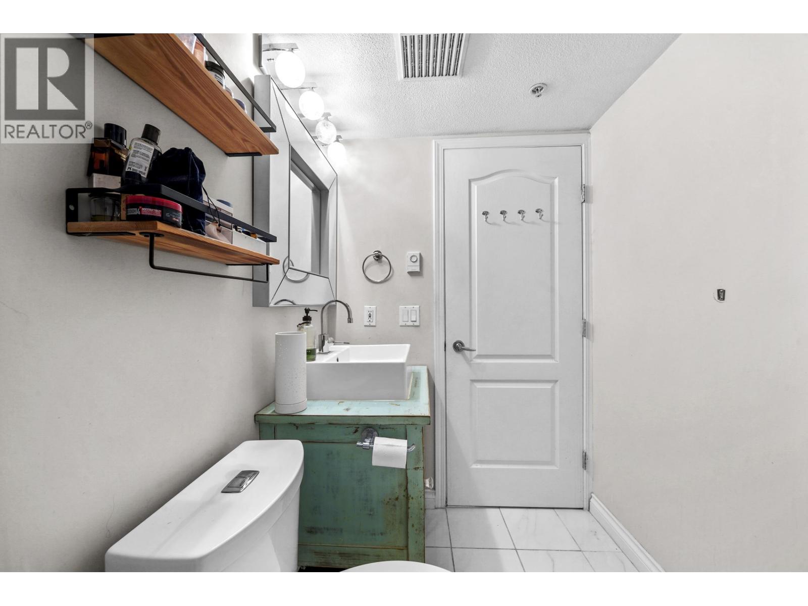 3068 W 4th Avenue, Vancouver, British Columbia  V6K 1R4 - Photo 17 - R3066010