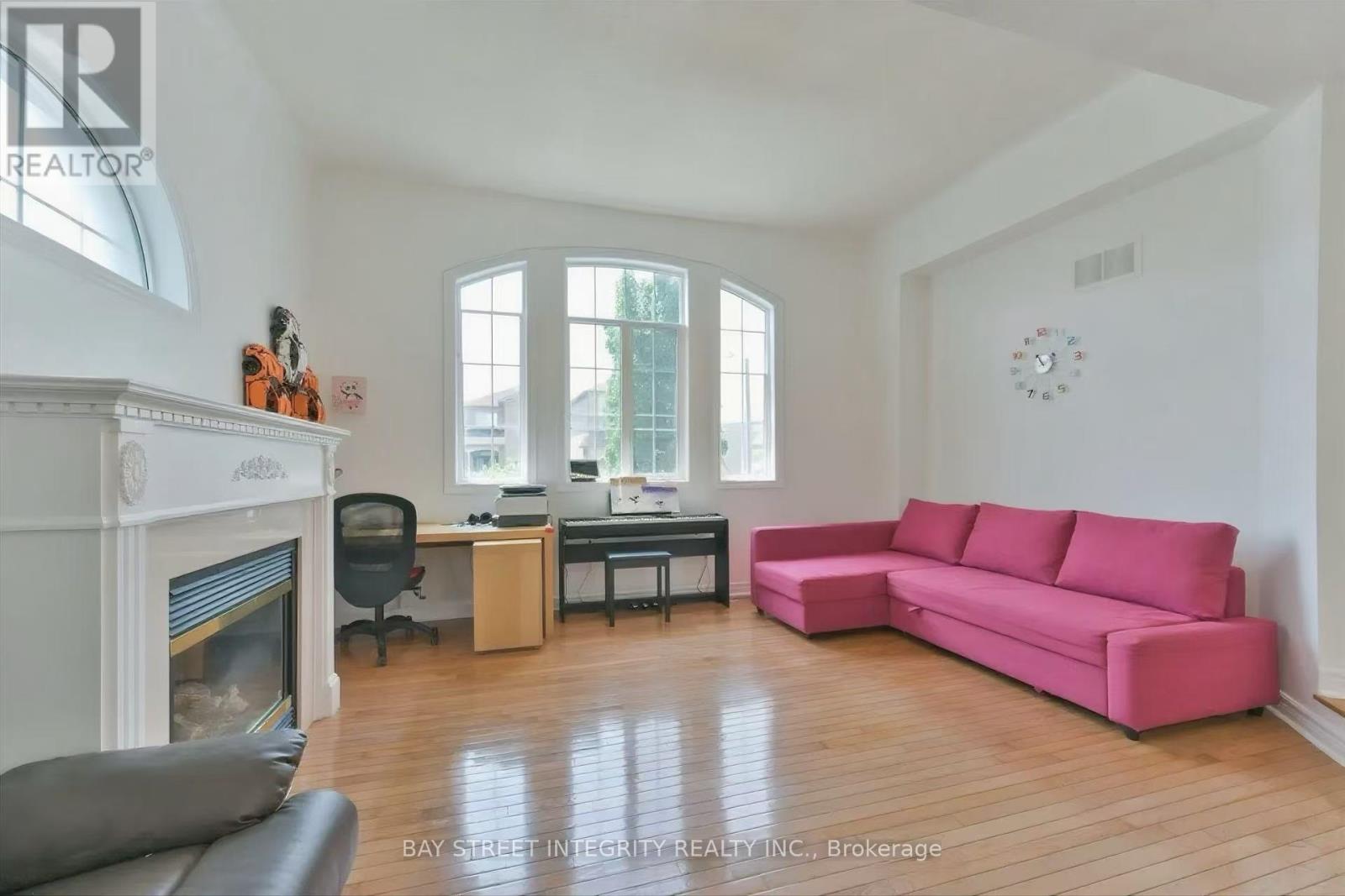 32 Sail Crescent, Vaughan, Ontario  L6A 2Z2 - Photo 14 - N12393233