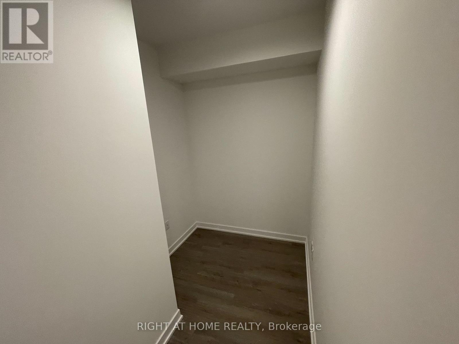 1105 - 357 King Street W, Toronto, Ontario  M5V 0S7 - Photo 8 - C12527050