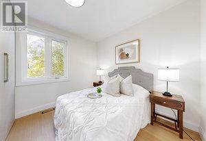 547 Melrose Avenue, Toronto, Ontario  M5M 2A4 - Photo 16 - C12527072