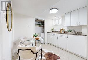 547 Melrose Avenue, Toronto, Ontario  M5M 2A4 - Photo 24 - C12527072