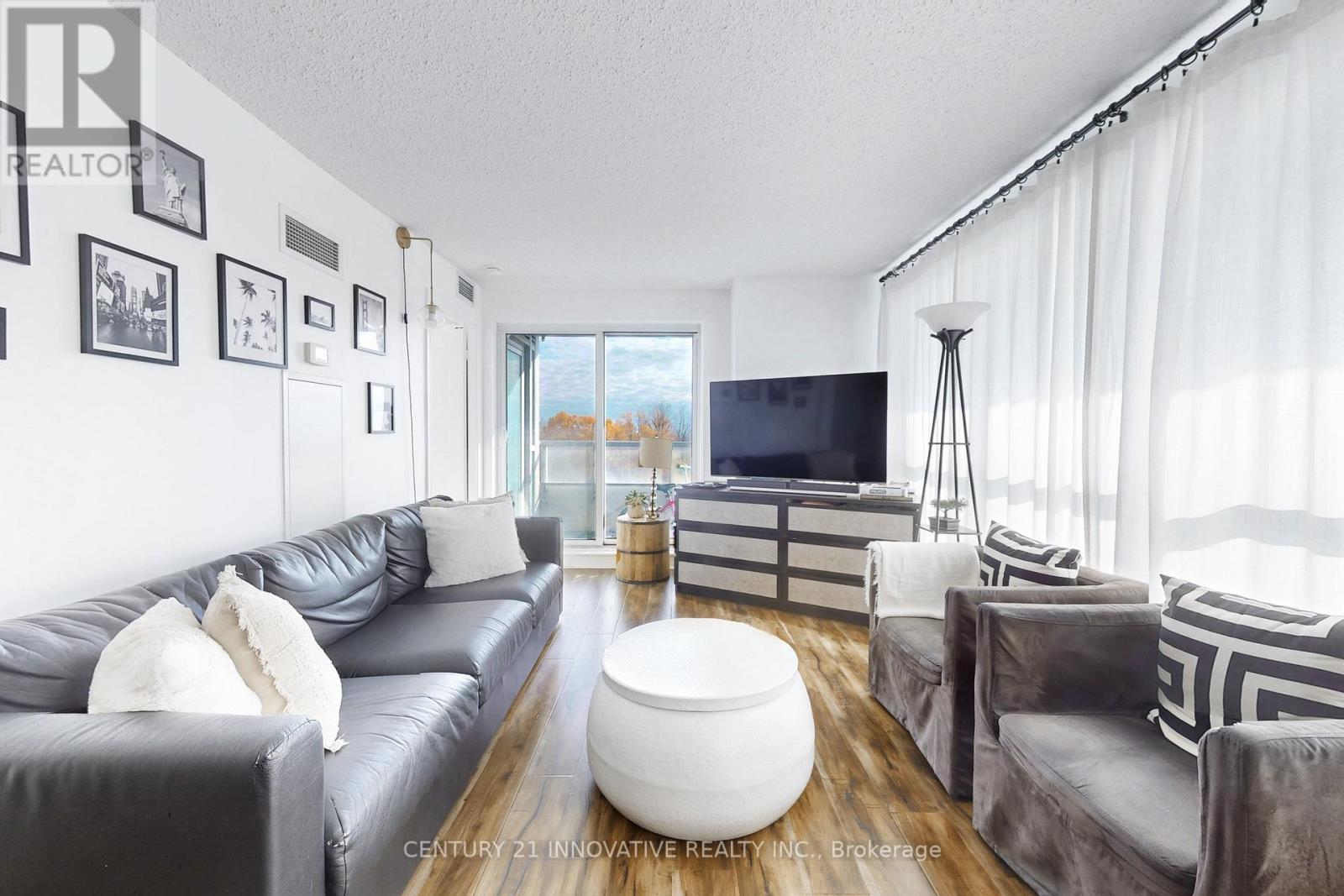 702 - 50 Town Centre Court, Toronto, Ontario  M1P 0A9 - Photo 17 - E12527054