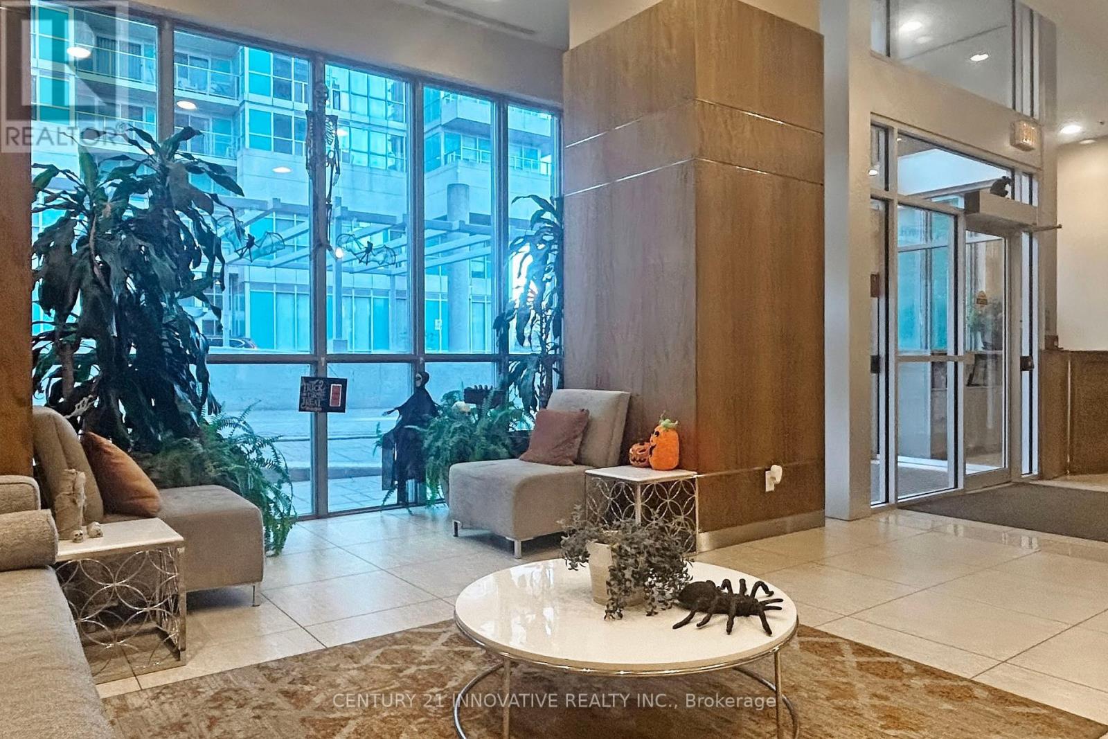 702 - 50 Town Centre Court, Toronto, Ontario  M1P 0A9 - Photo 8 - E12527054