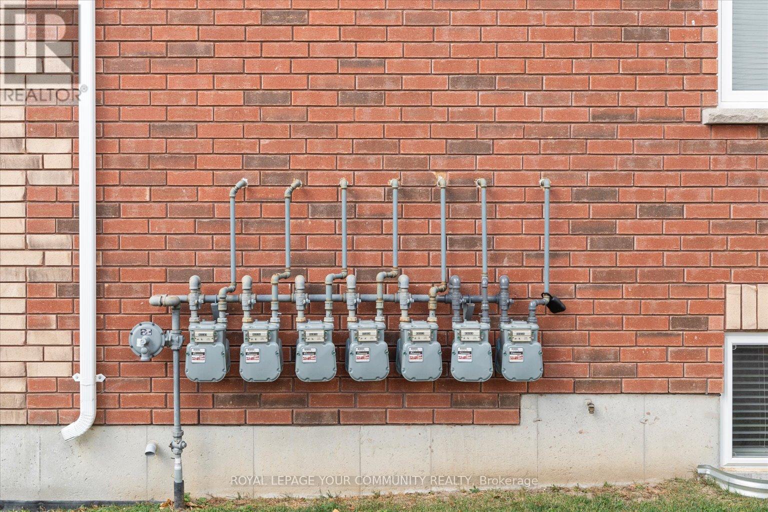 443 Timothy Street, Newmarket, Ontario  L3Y 1P7 - Photo 12 - N12527048