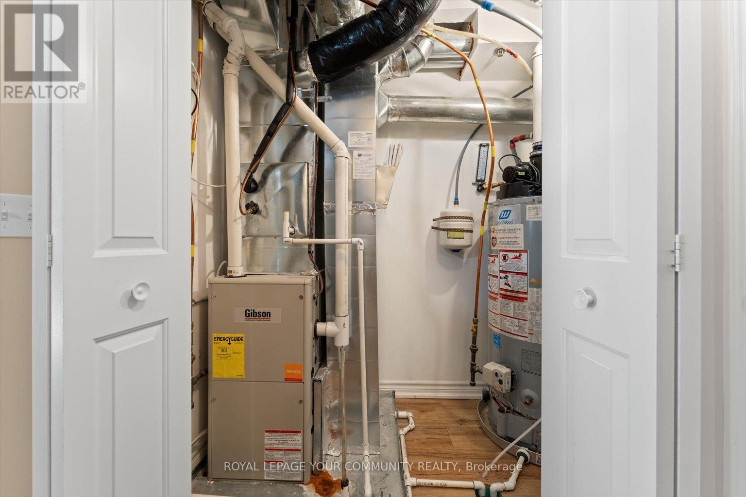 443 Timothy Street, Newmarket, Ontario  L3Y 1P7 - Photo 15 - N12527048