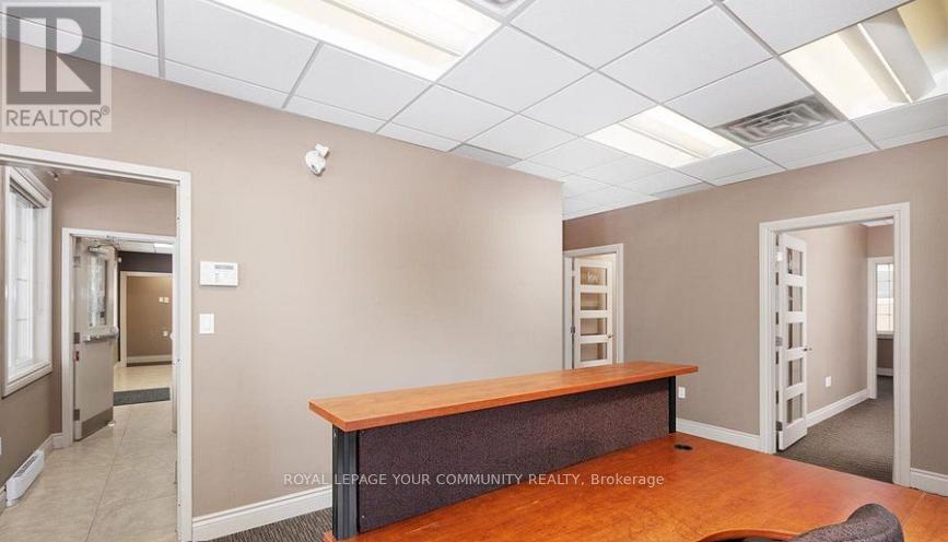 277 The Queensway Avenue S, Georgina, Ontario  L4P 2B4 - Photo 13 - N12527066