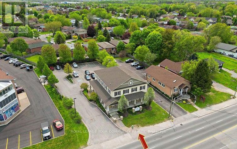 277 The Queensway Avenue S, Georgina, Ontario  L4P 2B4 - Photo 8 - N12527066