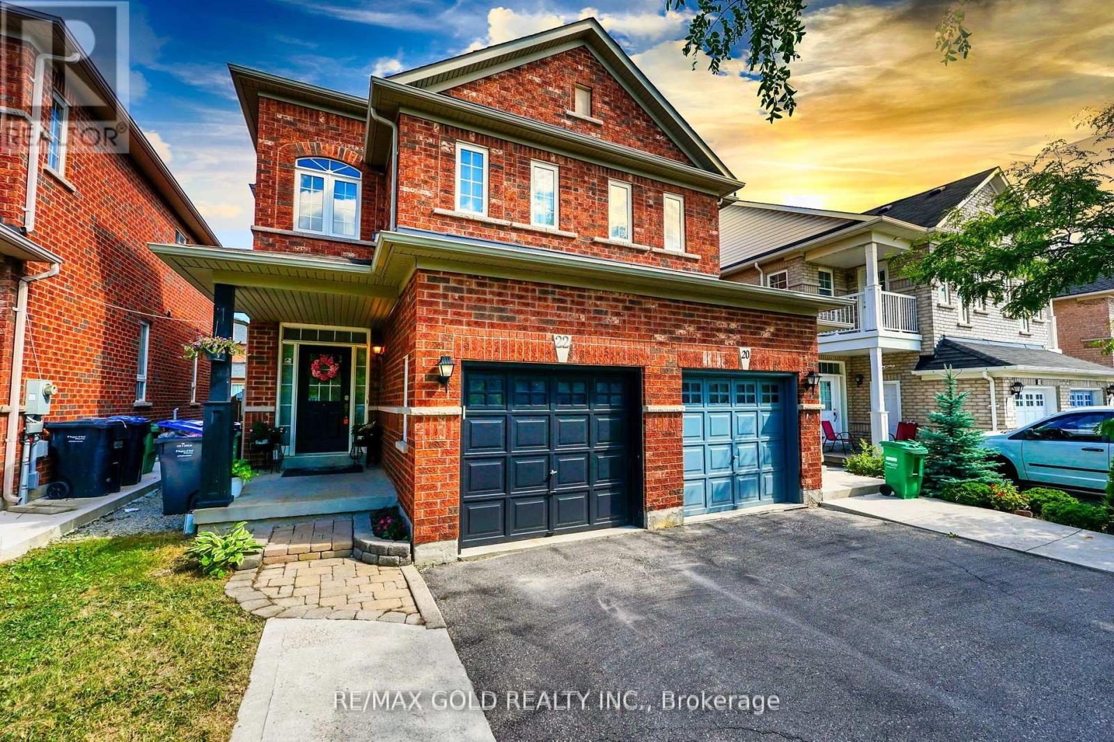 22 NATHANIEL CRESCENT, Brampton, Ontario