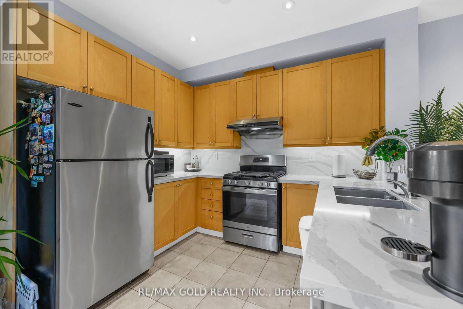 22 Nathaniel Crescent, Brampton, Ontario  L6Y 5M5 - Photo 18 - W12527052