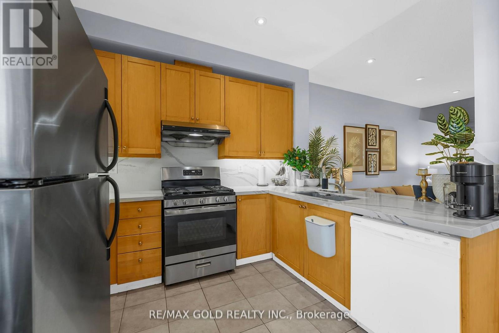 22 Nathaniel Crescent, Brampton, Ontario  L6Y 5M5 - Photo 20 - W12527052