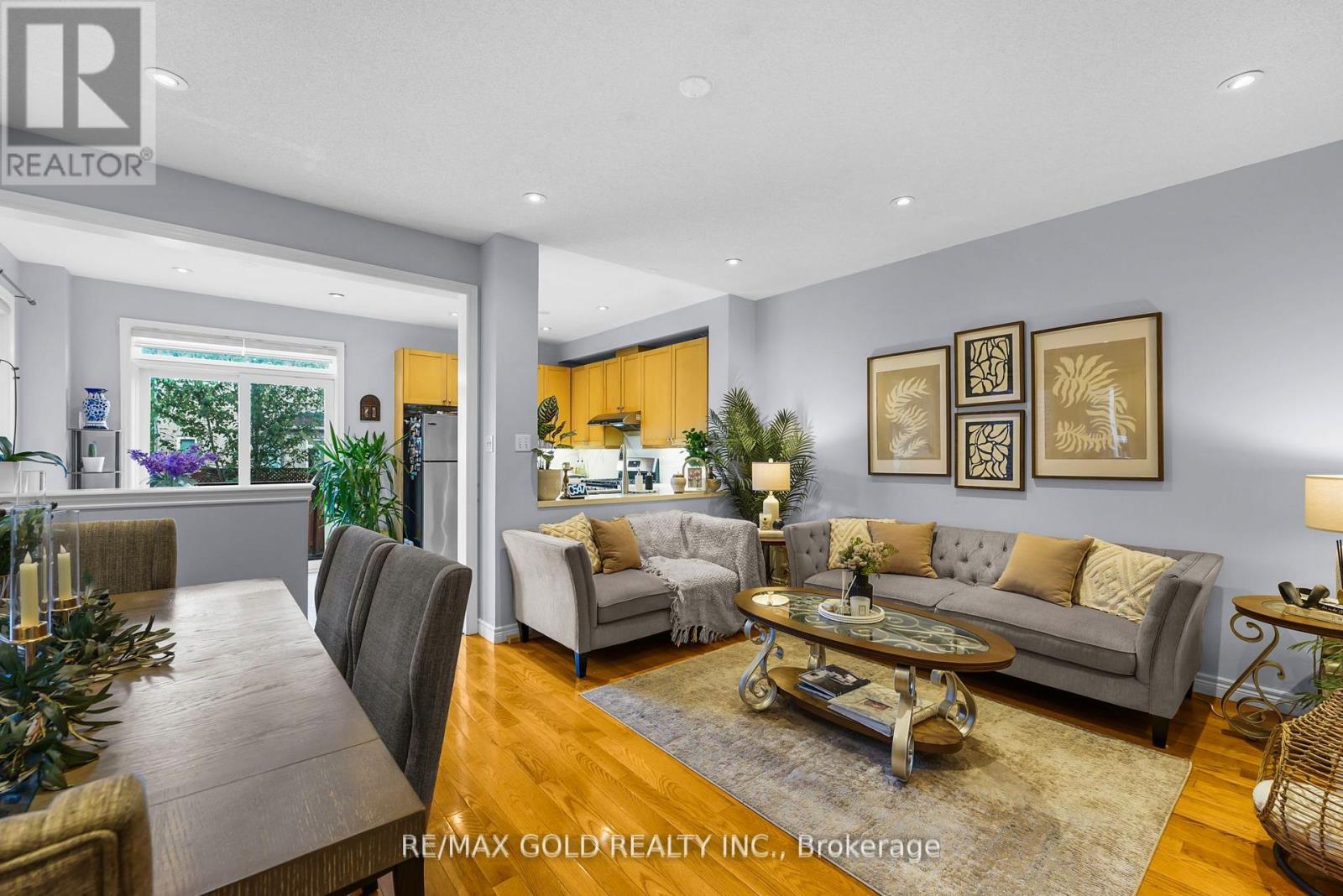 22 Nathaniel Crescent, Brampton, Ontario  L6Y 5M5 - Photo 8 - W12527052