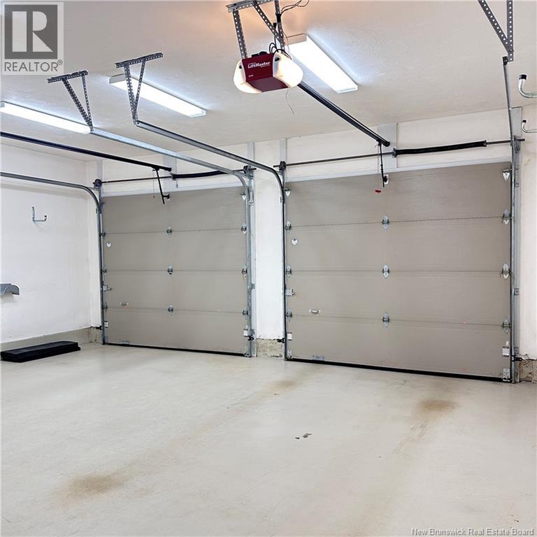 2 Thornhill Crescent, Moncton, New Brunswick  E1A 6B4 - Photo 2 - NB119459